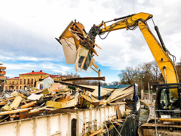 Best Professional Junk Removal  in Mahtomedi, MN